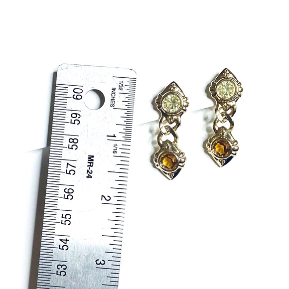VTG Gold Clip On Dangle Earrings - Picture 2 of 4